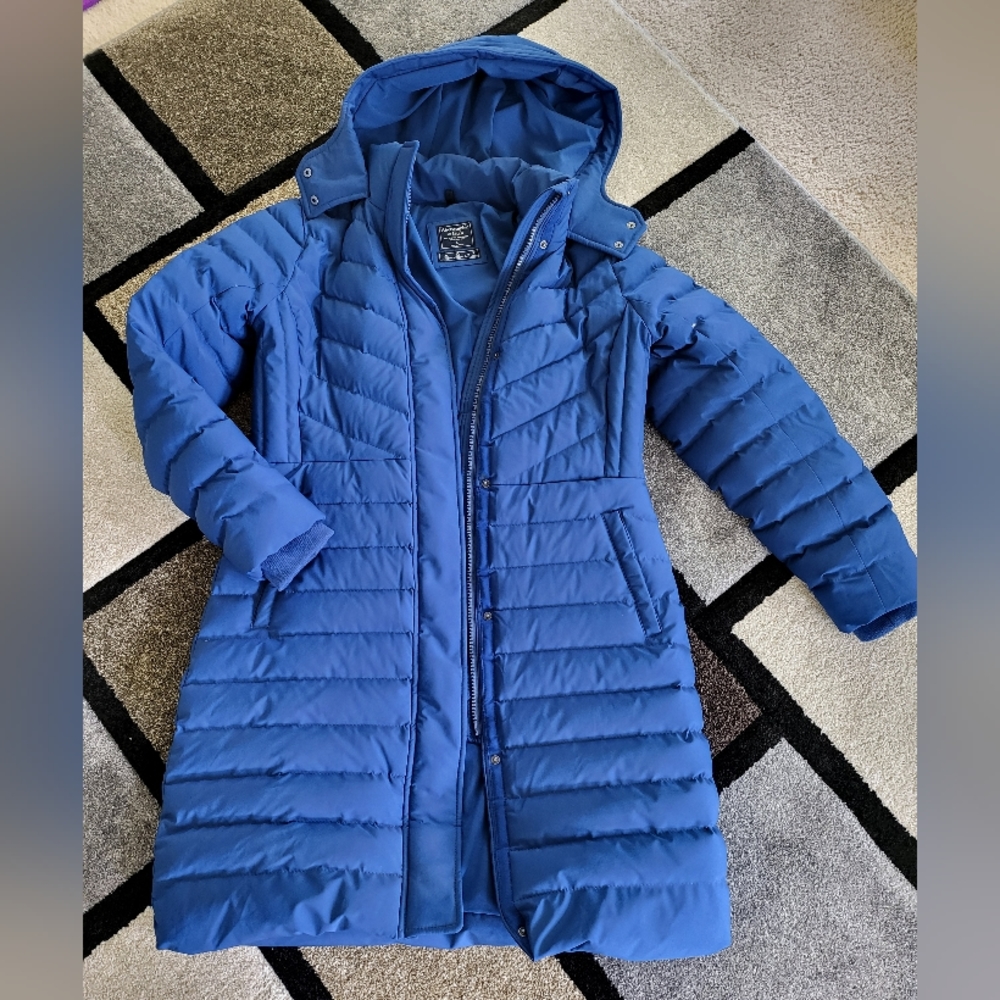 EUC Abercrombie and Fitch Stretch Midthigh Down Parka